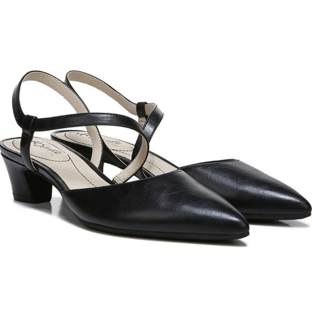 LIFESTRIDE Minimalist Slingback Pumps Black (WIDE)